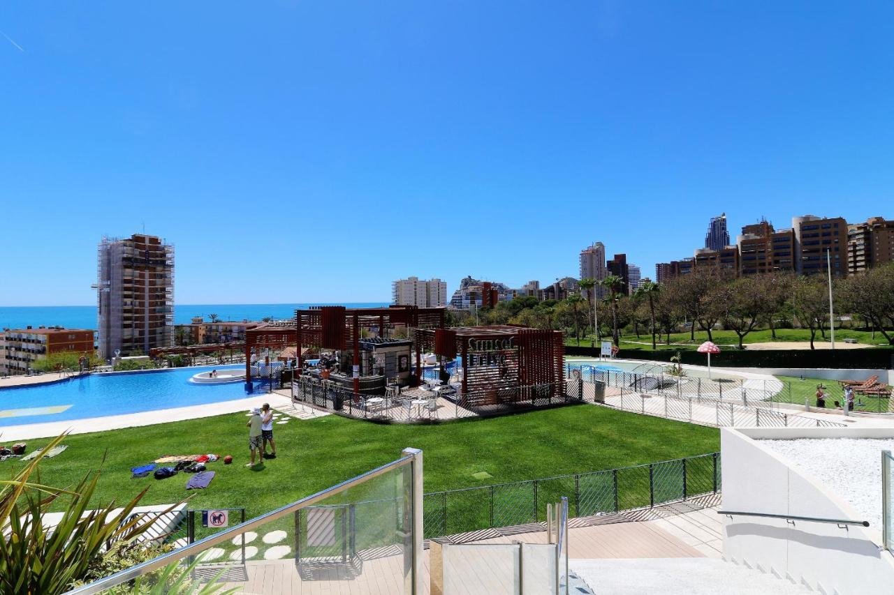 شقة Sunset Drive 1-46 Poniente Beach بينايدورم المظهر الخارجي الصورة